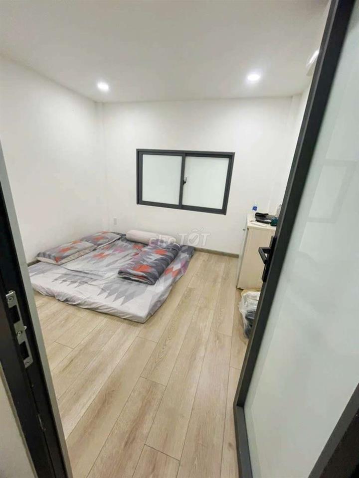 Huỳnh Văn Chính. Tân Phú (2pn, 2wc) hẻm xe hơi.Dtsd 80m2