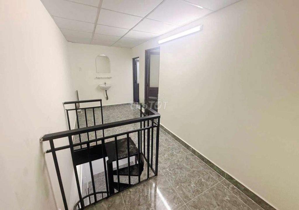 Mặt Tiền Thành Công. Tân Phú (2pn, 2wc). Dtsd 128m2