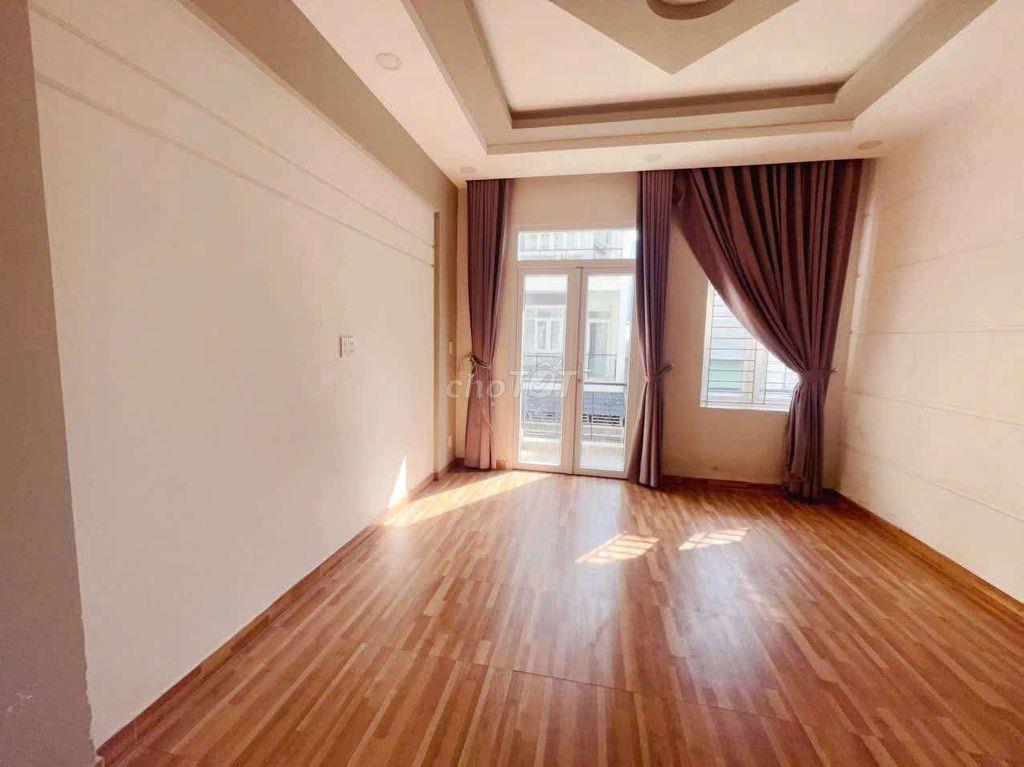 Tô Hiệu. Tân Phú (5pn, 4wc) hẻm xe hơi. Dtsd 180m2