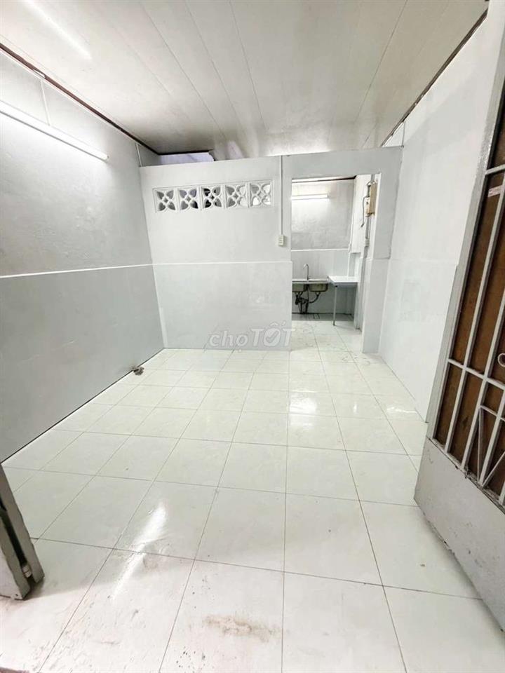 Lũy Bán Bích. Tân Phú (1pn, 1wc). Hẻm xe máy. Dtsd 36m2