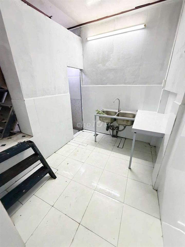 Lũy Bán Bích. Tân Phú (1pn, 1wc). Hẻm xe máy. Dtsd 36m2