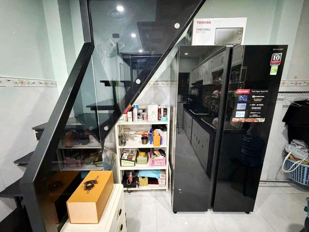 Lạc Long Quân. Tân Bình (1pn, 1wc). Dtsd 72m2