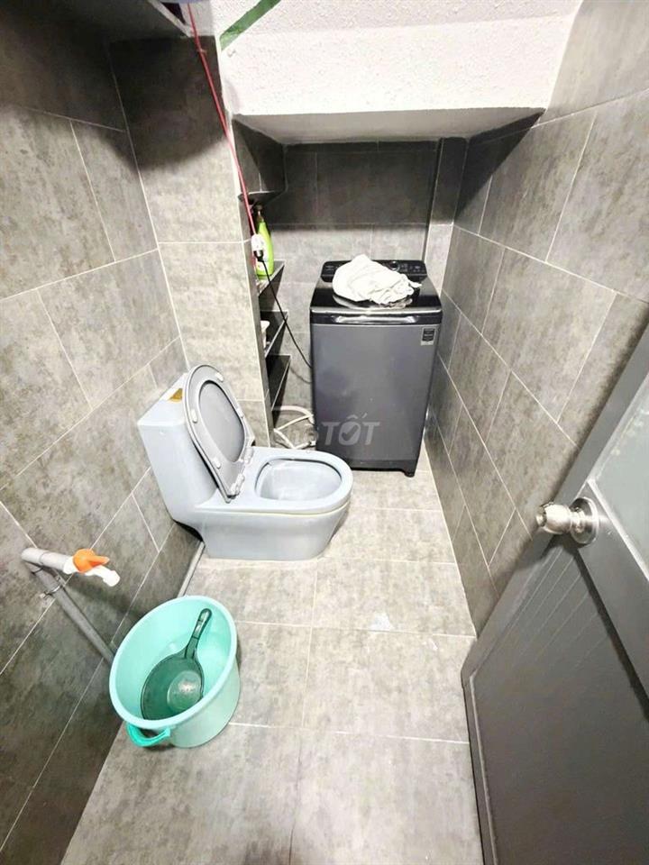 Mặt bằng mặt tiền Hồng Lạc. Tân Bình. Dtsd 45m2. Đường xe tải