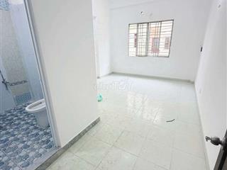 Phòng 24M2 rộng rãi. Trịnh Đình Trọng. Tân Phú 