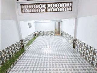 Thạch Lam. Tân Phú ( 3pn, 2wc). Hẻm xe hơi thông thoáng. Dtsd 240m2