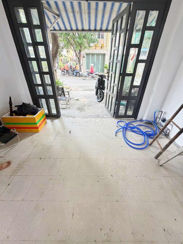 Mặt bằng Trịnh Đình Trọng. Tân Phú. Hẻm xe tải thông thoáng. Dtsd 52m2