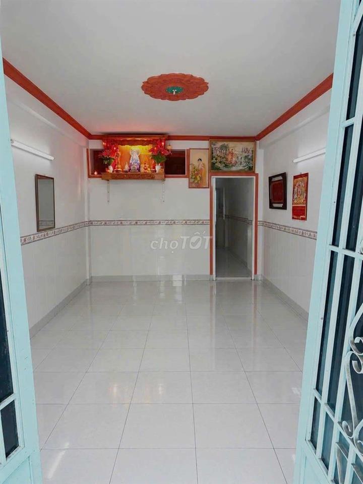 Vườn Lài. Tân Phú ( 3pn, 2wc). Hẻm xe hơi. Dtsd 200m2