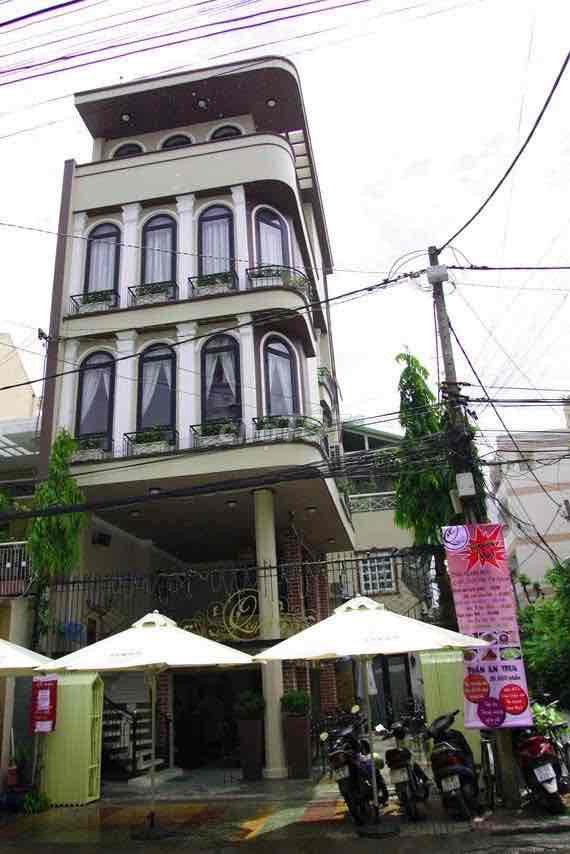 CHO THUÊ NHÀ GÓC 2 MT Hẻm LÊ ĐẠI HÀNH | 200m2 | 4 LẦU | Showroom, Vp