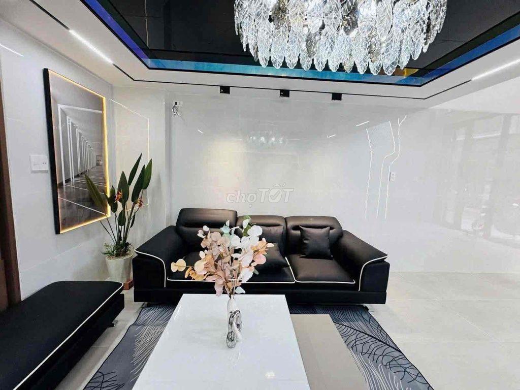 NHÀ MỚI XÂY!!! FULL NỘI THẤT, THANG MÁY - HẺM XE TẢI Lạc Long Quân