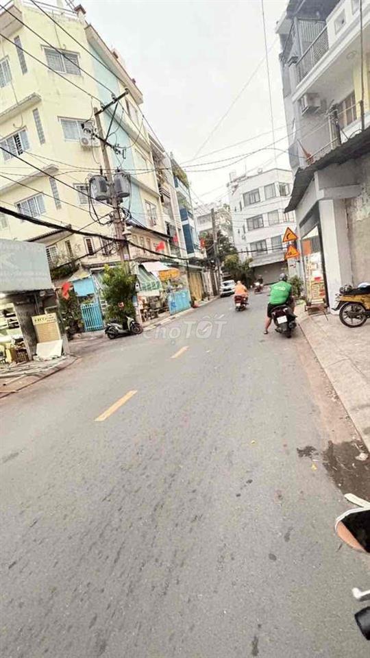 KHO 180m2 GẦN ĐẦM SEN - ĐƯỜNG XE TẢI 8M