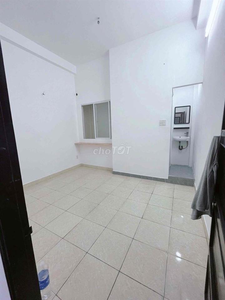 NHÀ HIẾM!!! CX BÌNH THỚI HXH 5PN 3 LẦU ST