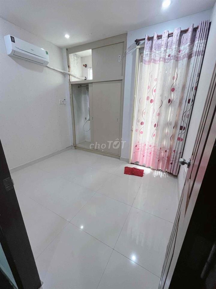 Nhà HXH Tuệ Tĩnh 3PN 3WC 2 Máy Lạnh - Gần Lê Đại Hành