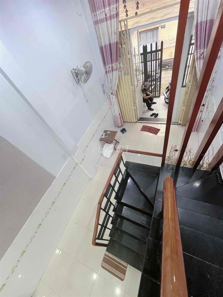 Nhà HXH Tuệ Tĩnh 3PN 3WC 2 Máy Lạnh - Gần Lê Đại Hành