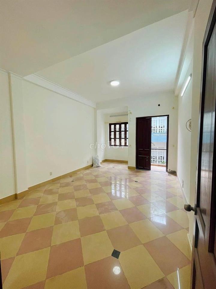 Nhà MỚI sơn sửa đường nội bộ Cư Xá Lữ Gia P15 Q11