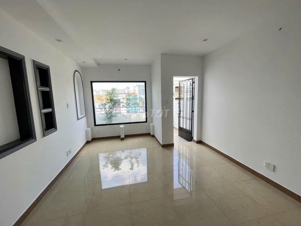 Nhà nguyên căn Mặt Tiền đường Lạc Long Quân P5