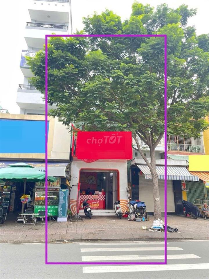 Nguyên căn MTKD đông đúc sáng tối đường Âu Cơ