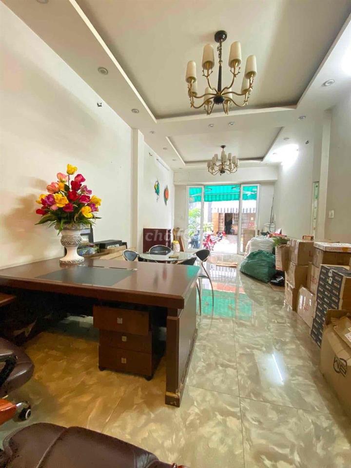 Nhà Rộng rải nở hậu 8m hẻm xe tải Lạc Long Quận