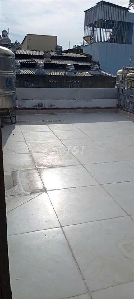 Cho thuê nhà nguyên căn MTKD đường Phú Thọ Q11
