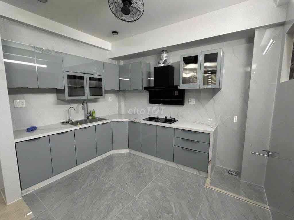 Nhà mới ngay GÓC 2 MT sát chợ Bình Thới
