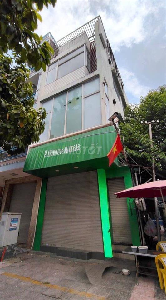 GÓC 2 MT Kinh Doanh đường  3/2 vỉa hè rộng 4-5m,