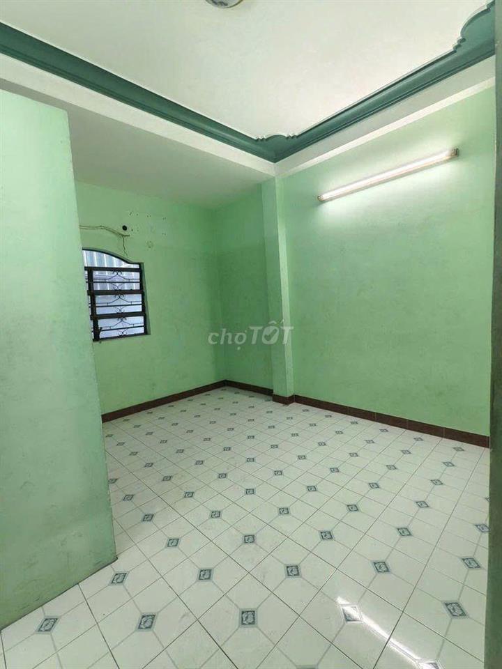 Nhà nguyên căn 6PN MT Huyện Toại 