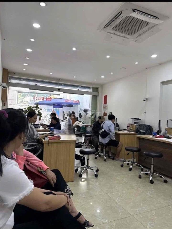 Nhà nguyên căn MTKD Hòa Bình (ngay Đầm Sen)