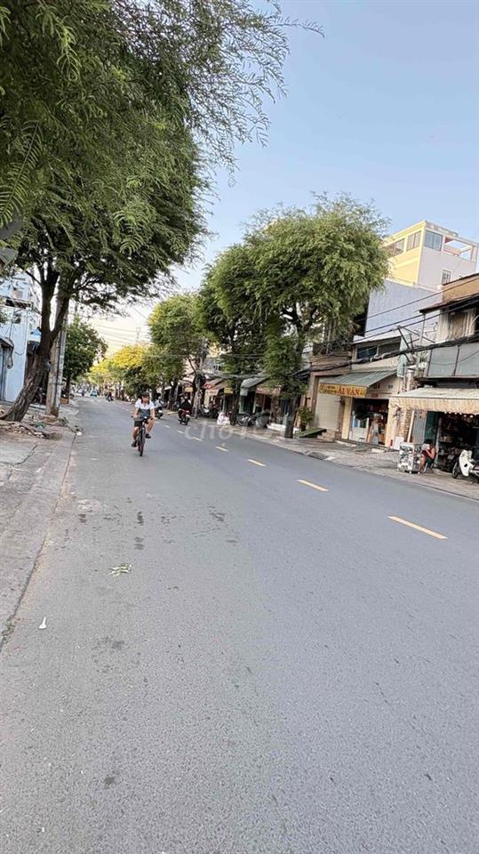 Mặt bằng mặt tiền Phú Thọ ngang 10m