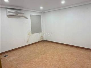 Nhà đường nội bộ 2 xe tải tránh nhau khu Cư Xá Bình Thới