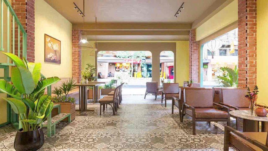 GÓC 2 MT đường Hòa Bình ngang 5,5m (ngay đầm sen park)