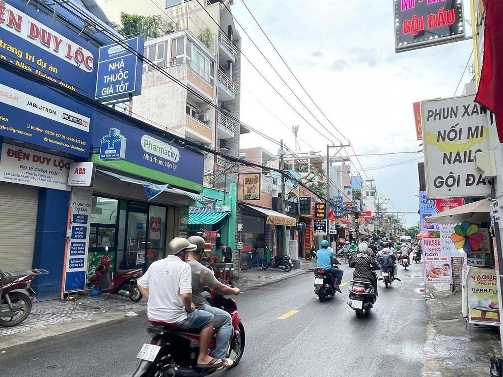 MT Kinh Doanh Nguyễn Thị Nhỏ  (gần nhà thờ Hầm)