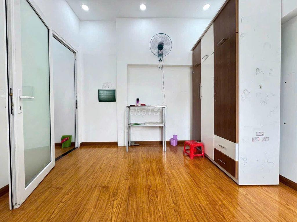 Nhà nguyên căn 4PN Full nội thất hẻm bình thới 