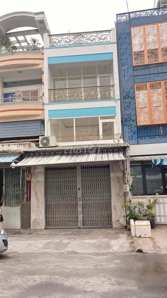Nhà nguyên căn MT đường 12m Phan Xích Long
