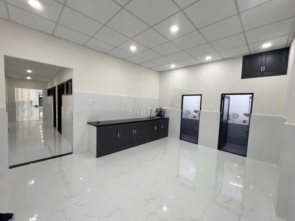 Cho thuê nhà , kho 177m2 MTKD LÒ SIÊU