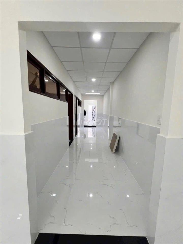 Cho thuê nhà , kho 177m2 MTKD LÒ SIÊU