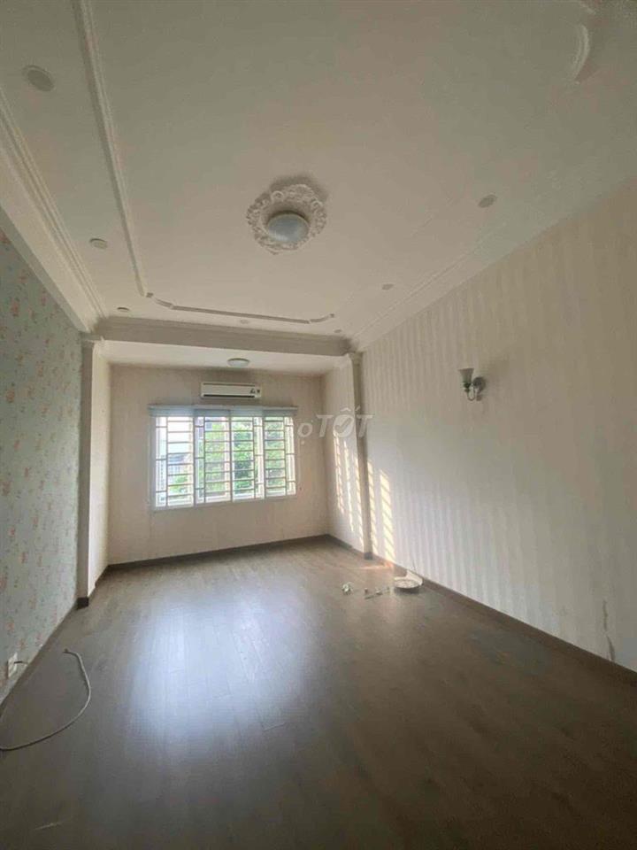 Full Máy lạnh mới Cư Xá Phú Thọ Hoà (Lạc Long Quân)