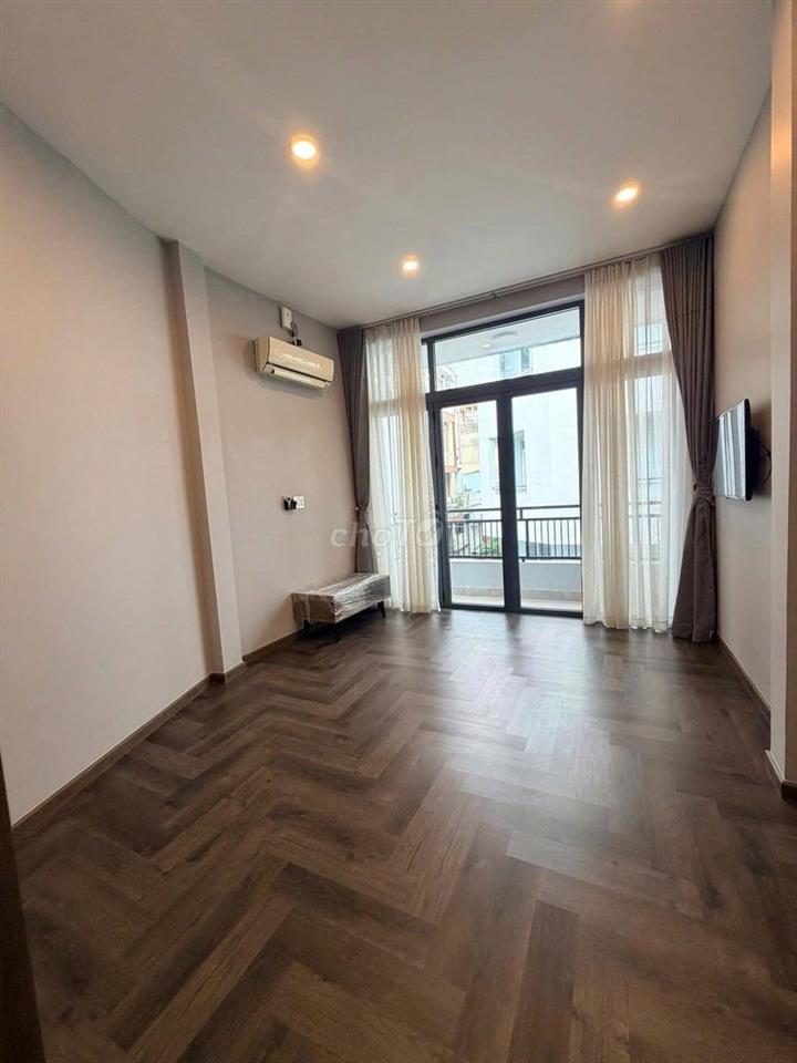 Nhà MỚI đường nội bộ xe tải Lê Thị Bạch Cát