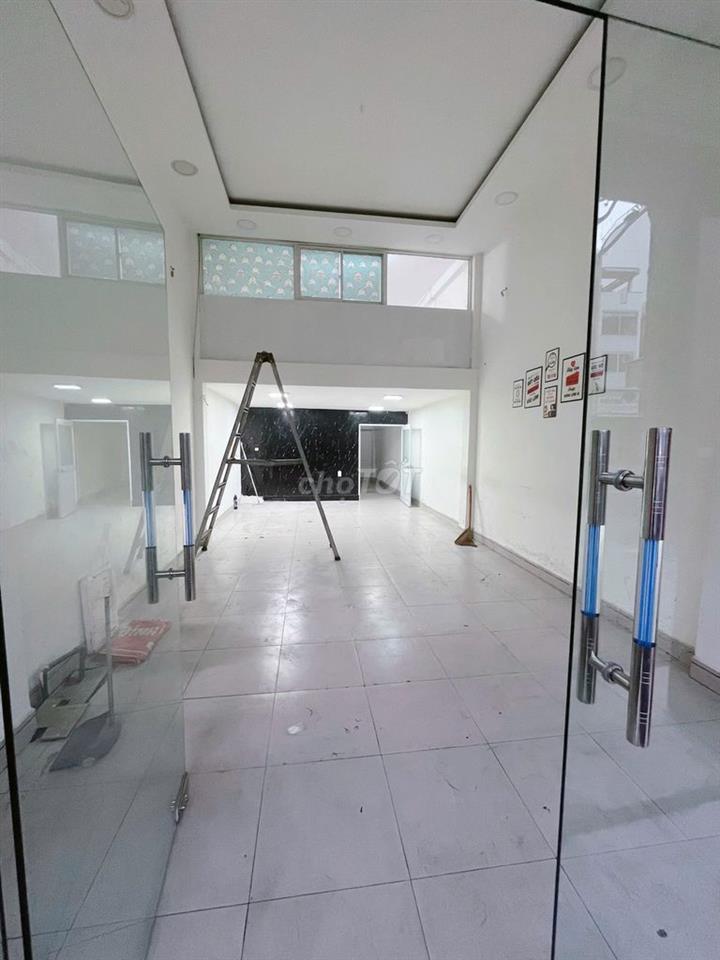 GIÁ RẺ!!!nguyên căn 1467A đường 3 tháng 2 Q11