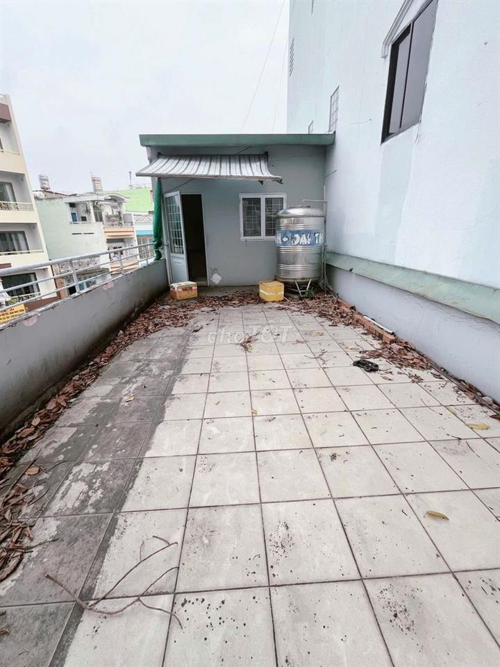 GIÁ RẺ!!!nguyên căn 1467A đường 3 tháng 2 Q11