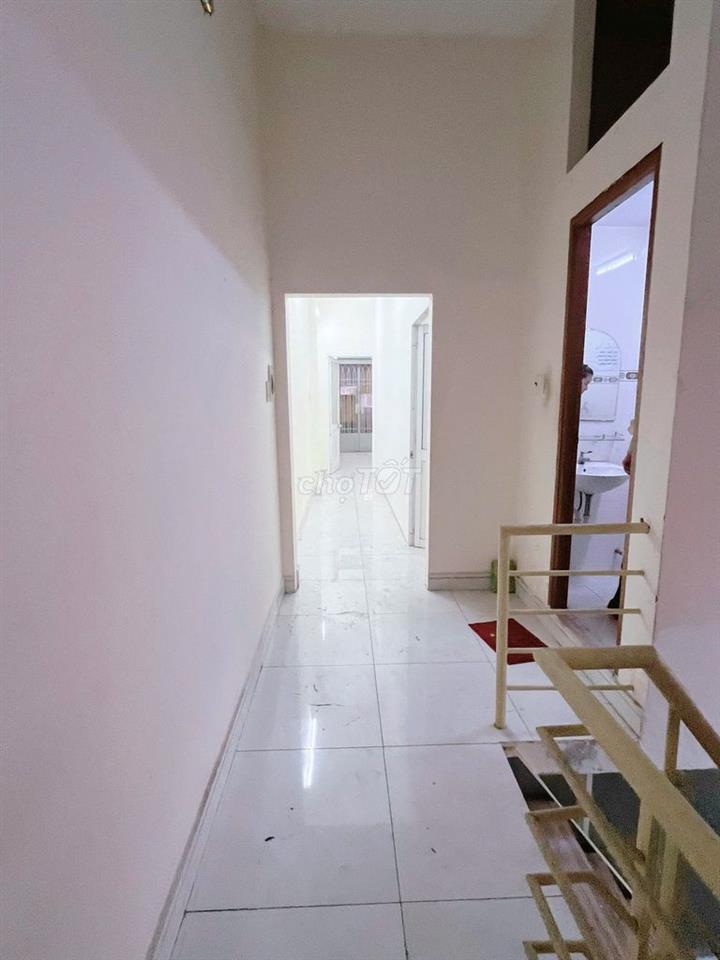 GIÁ RẺ!!!nguyên căn 1467A đường 3 tháng 2 Q11