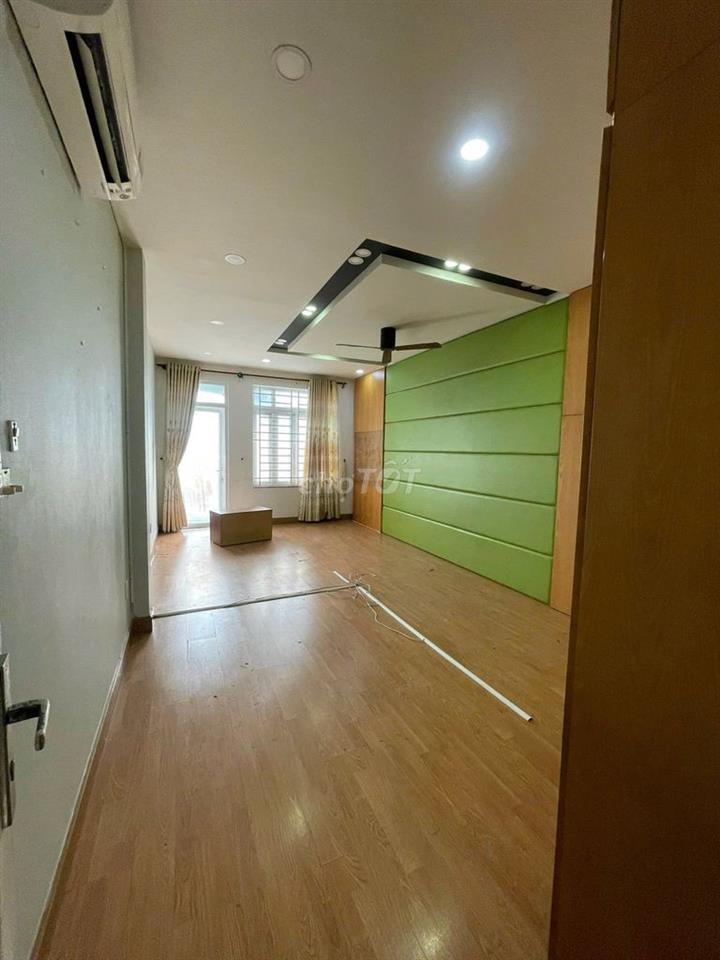 Chân dài 25m hẻm xe tải Lê Đại Hành (LOTTER, PARKSON)