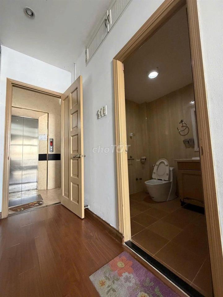 Nguyên căn 5 tầng MTKD đường Nguyễn Thị Nhỏ