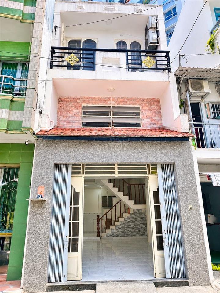 Nhà nguyên căn 3PN hẻm xe tải đường Âu Cơ 
