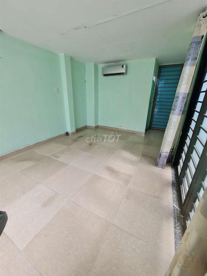 cho Thuê mặt bằng để ở hoặc kinh doanh  26m², có sân rộng, hẻm hông 6m