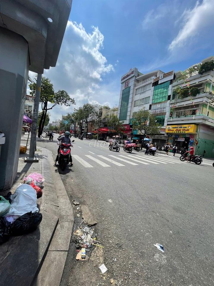 CHO THUÊ NHÀ MẶT TIỀN HẬU GIANG 4M X 18M , 1 TRỆT 2 LẦU VỊ TRÍ SẦM UẤT