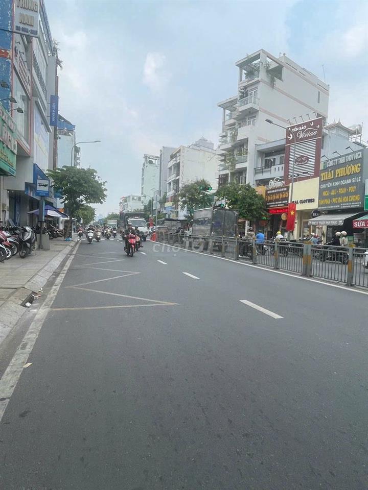 MẶT TIỀN LŨY BÁN BÍCH NGANG 20M DÀI 50M , 1 TRỆT SUỐT KHU KD SẦM UẤT