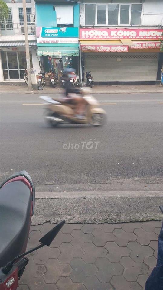 Cho thuê tiệm giặt/mặt bằng
