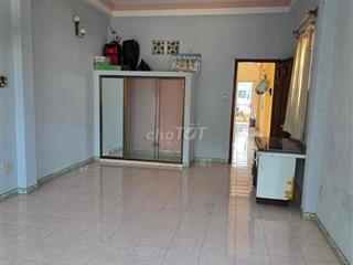 CHO NỮ THUÊ TRỌ NGAY ĐẦM SEN. Q11