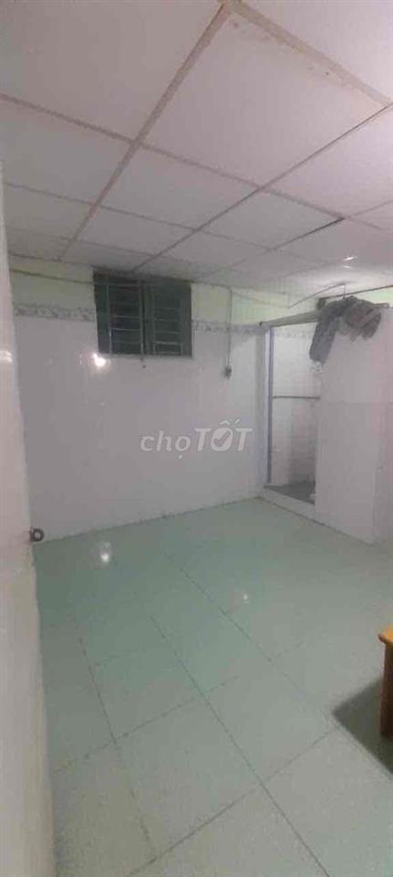 Phòng Trọ Ngay Trung Tâm Quận 11 Có Máy Lạnh