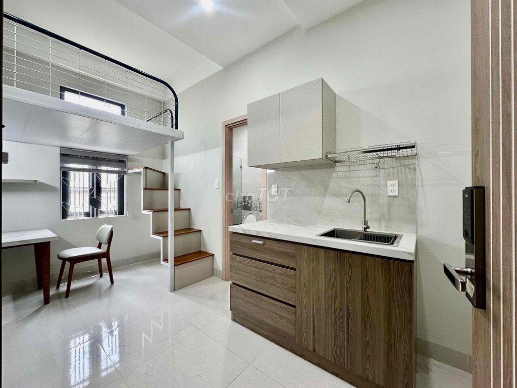 CHO THUÊ DUPLEX CỬA SỔ SIÊU THOÁNG THANG MÁY HẦM XE RỘNG NGAY QUẬN 11