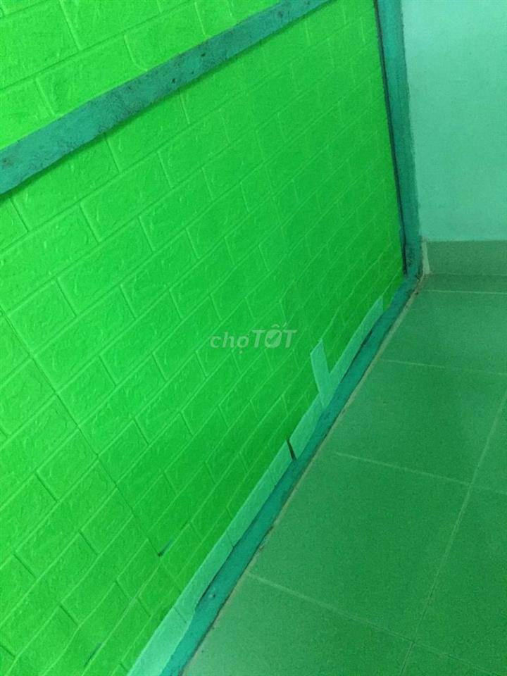 Phòng trọ giá rẻ ngay vòng xoay Âu Cơ